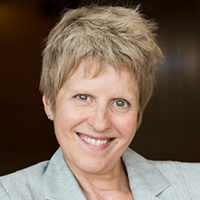 Dr. Hélène Perrault